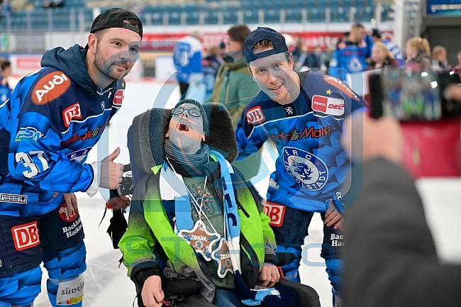 Eishockey, Herren, DEL, Saison 2025-2026, Spiel 21, ERC Ingolstadt - Pinguins Bremerhaven, 23.11.2025