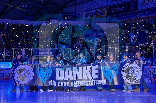Eishockey, Herren, DEL, Saison 2025-2026, Spiel 21, ERC Ingolstadt - Pinguins Bremerhaven, 23.11.2025