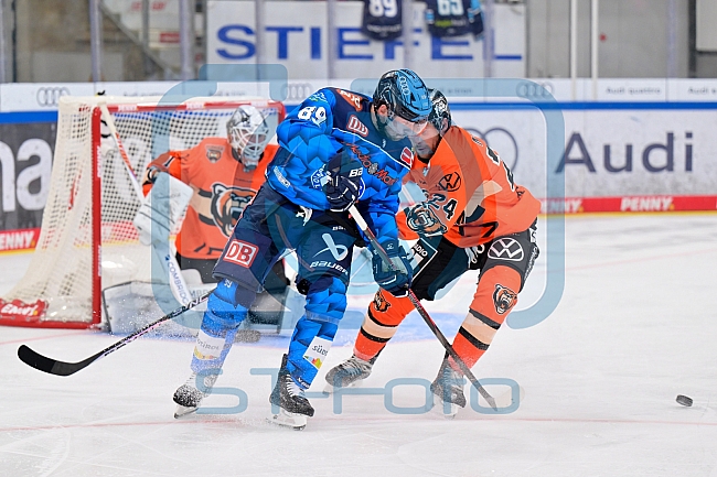 Eishockey, Herren, DEL, Saison 2025-2026, Playoffs Halbfinale, Spiel 3, ERC Ingolstadt - Grizzlys Wolfsburg, 19.09.2025