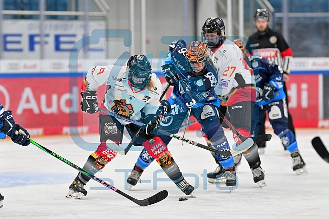 Eishockey, Frauen, DFEL, Saison 2024-2025, ERC Ingolstadt - EC Bergkamener Bären, 04.01.2025
