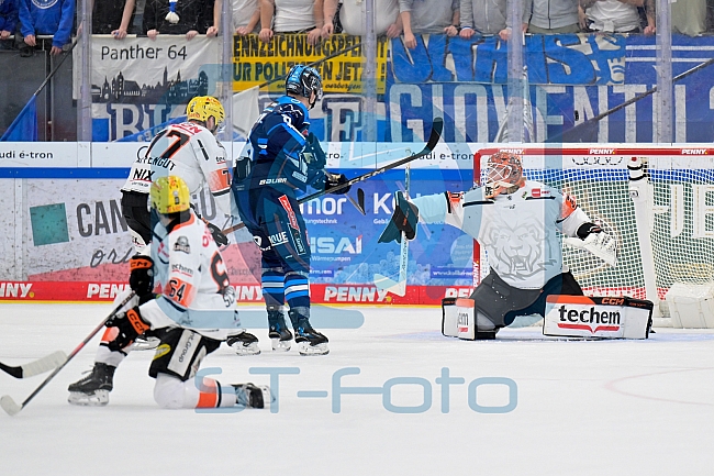 Eishockey, Herren, DEL, Saison 2025-2026, Spiel 10, ERC Ingolstadt - Löwen Frankfurt, 12.10.2025