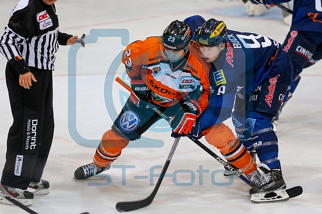 ERC Ingolstadt  - Grizzlys Wolfsburg, Eishockey, DEL, Deutsche Eishockey Liga, Spieltag 42, 31.01.2016