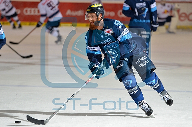ERC Ingolstadt vs EHC Red Bull Muenchen, Eishockey, DEL, Deutsche Eishockey Liga, 04.12.2015