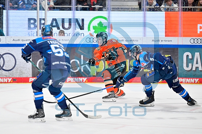 Eishockey, Herren, DEL, Saison 2025-2026, Spiel 33, ERC Ingolstadt - Grizzlys Wolfsburg, 28.12.2025