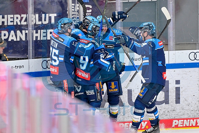 Eishockey, Herren, DEL, Saison 2025-2026, Spiel 14, ERC Ingolstadt - Adler Mannheim, 26.10.2025