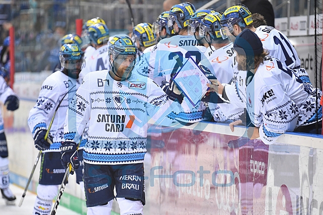 ERC Ingolstadt vs Adler Mannheim, Eishockey, DEL, Deutsche Eishockey Liga, Spieltag 28, 08.12.2017