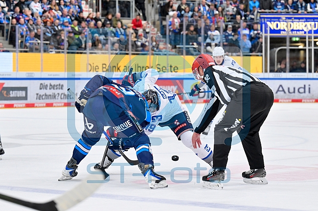 Eishockey, Herren, DEL, Saison 2025-2026, Spiel 14, ERC Ingolstadt - Adler Mannheim, 26.10.2025