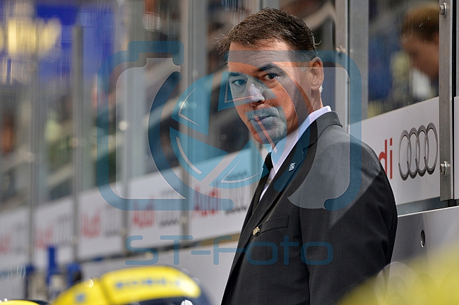 ERC Ingolstadt vs EHC Red Bull Muenchen, Eishockey, DEL, Deutsche Eishockey Liga, 04.12.2015