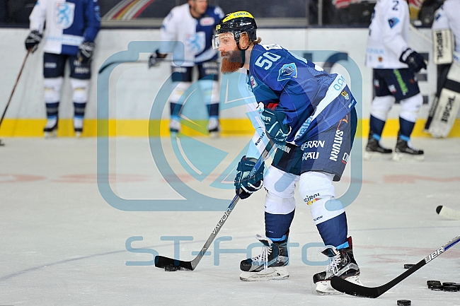 EHC Red Bull Muenchen vs ERC Ingolstadt, Eishockey, DEL, Deutsche Eishockey Liga, Spieltag 28, 16.12.2016
