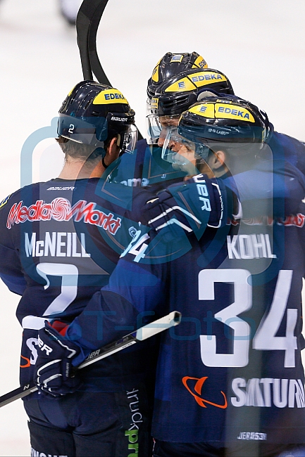 ERC Ingolstadt - Adler Mannheim, Eishockey, DEL, Deutsche Eishockey Liga, Spieltag 47, 24.02.2016