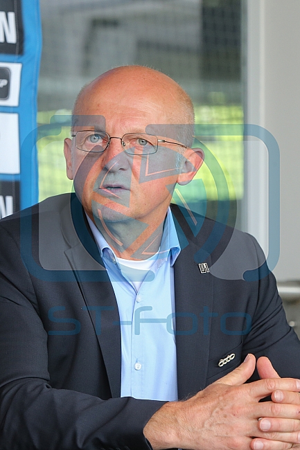 Pressekonferenz - ERC Ingolstadt stellt den neuen Trainerstab fuer die kommende Saison 2015 / 2016 vor