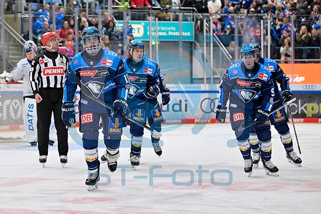 Eishockey, Herren, DEL, Saison 2025-2026, Spiel 14, ERC Ingolstadt - Adler Mannheim, 26.10.2025