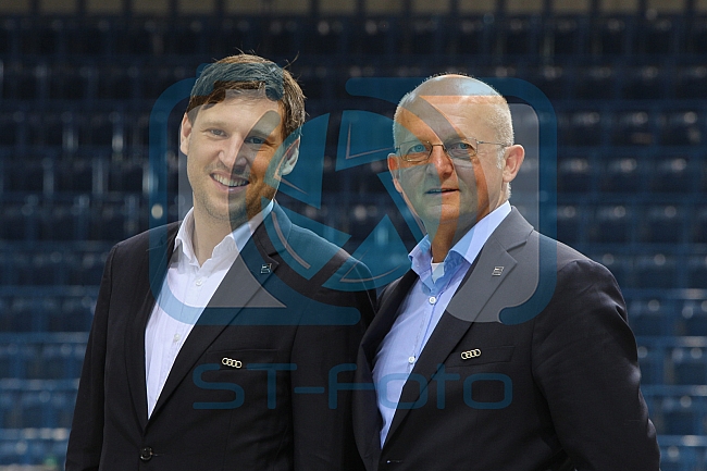 Pressekonferenz - ERC Ingolstadt stellt den neuen Trainerstab fuer die kommende Saison 2015 / 2016 vor