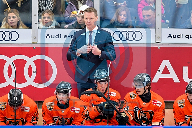 Eishockey, Herren, DEL, Saison 2025-2026, Spiel 33, ERC Ingolstadt - Grizzlys Wolfsburg, 28.12.2025