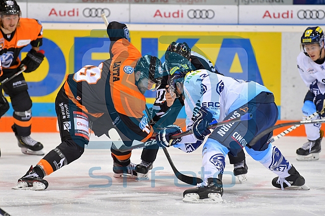 ERC Ingolstadt vs Grizzlys Wolfsburg, Eishockey, DEL, Deutsche Eishockey Liga, Spieltag 7, 03.10.2018