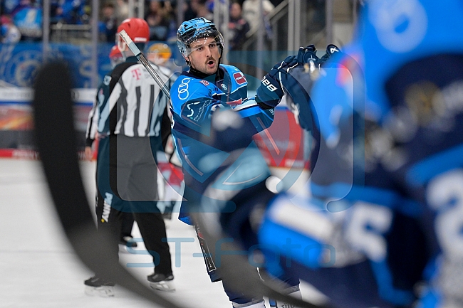 Eishockey, Herren, DEL, Saison 2025-2026, Spiel 35, ERC Ingolstadt - Pinguins Bremerhaven, 02.01.2026