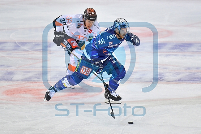 Vorbereitung, Gäubodencup, Eishockey, Herren, DEL, Saison 2021-2022, Grizzlys Wolfsburg - ERC Ingolstadt, 13.08.2021