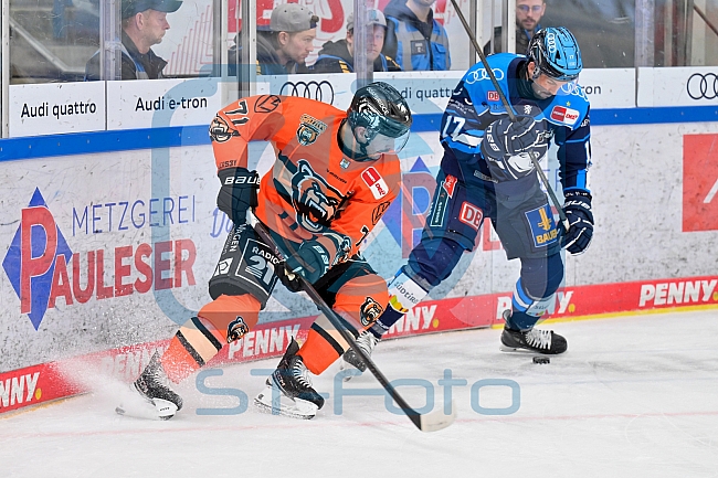 Eishockey, Herren, DEL, Saison 2025-2026, Spiel 33, ERC Ingolstadt - Grizzlys Wolfsburg, 28.12.2025