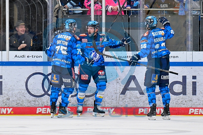 Eishockey, Herren, DEL, Saison 2025-2026, Spiel 21, ERC Ingolstadt - Pinguins Bremerhaven, 23.11.2025