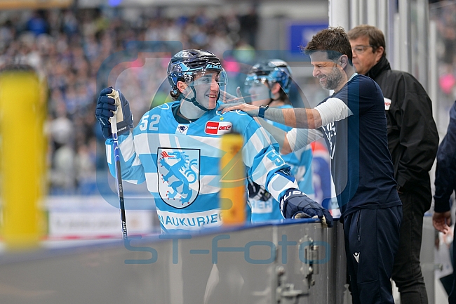 Eishockey, Herren, DEL, Saison 2022-2023, Playoff-Halbfinale - Spiel 3, ERC Ingolstadt - Adler Mannheim, 04.04.2023