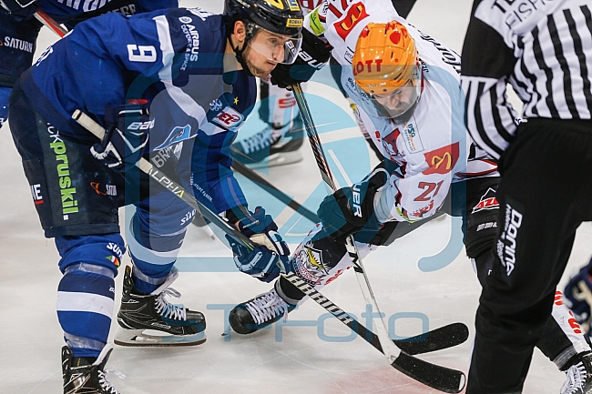 ERC Ingolstadt - Fischtown Pinguins Bremerhaven,, Eishockey, DEL, Deutsche Eishockey Liga, Preplayoff, Spiel 1, 01.03.2016