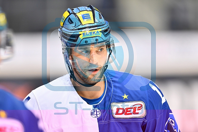 ERC Ingolstadt vs Straubing Tigers, Eishockey, DEL, Deutsche Eishockey Liga, Spieltag 27, 01.12.2017