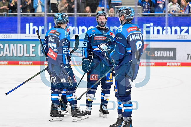Eishockey, Herren, DEL, Saison 2025-2026, Spiel 14, ERC Ingolstadt - Adler Mannheim, 26.10.2025