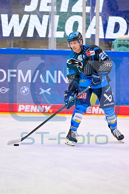 Eishockey, Herren, DEL, Saison 2025-2026, Spiel 31, ERC Ingolstadt - EHC Red Bull München, 23.12.2025