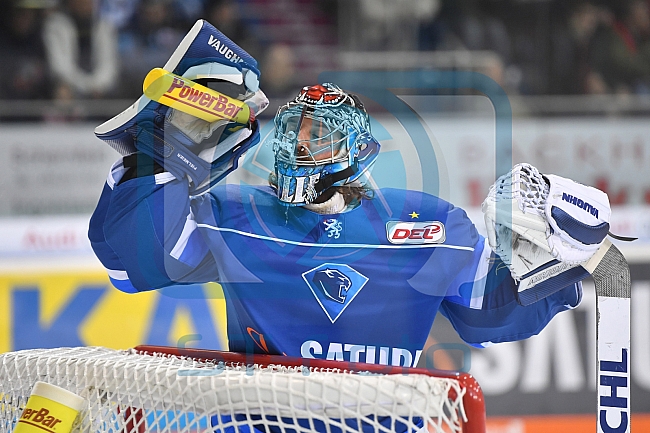 ERC Ingolstadt vs EHC Red Bull Muenchen, Eishockey, DEL, Deutsche Eishockey Liga, Spieltag 40, 07.01.2018