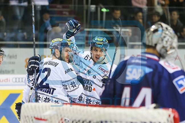 ERC Ingolstadt - Adler Mannheim, Eishockey, DEL, Deutsche Eishockey Liga, Spieltag 29, 08.12.2017