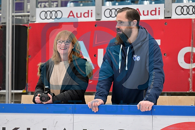 Eishockey, Herren, DEL, Saison 2022-2023, ERC Ingolstadt - Kids On Ice Day, 14.01.2023