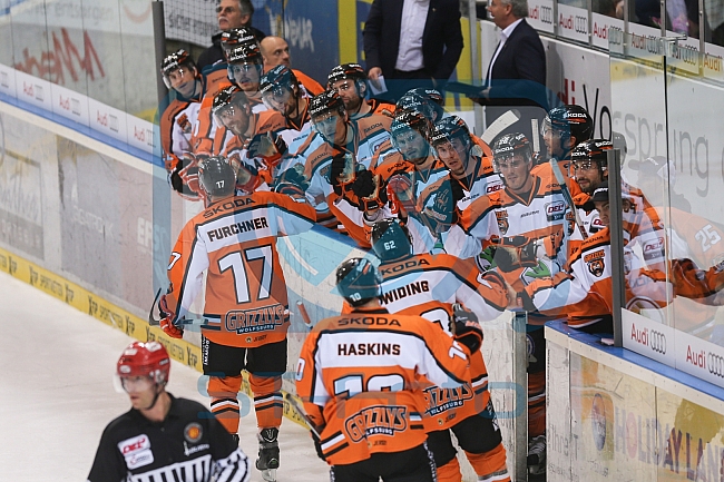 ERC Ingolstadt - Grizzlys Wolfsburg, Eishockey, DEL, Deutsche Eishockey Liga, Spieltag 12, 18.10..2015
