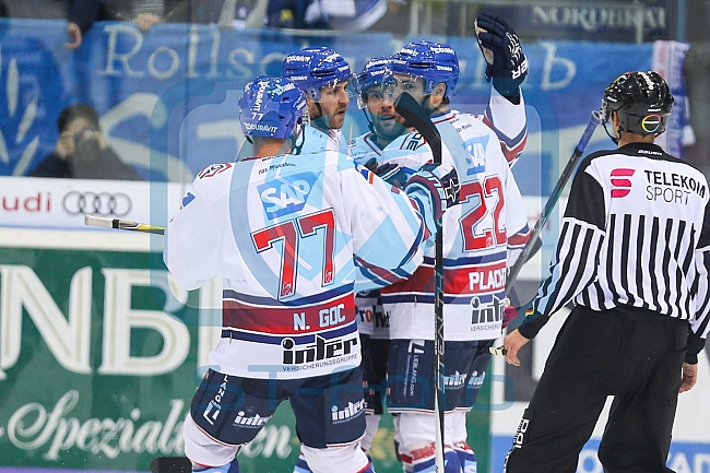 ERC Ingolstadt - Adler Mannheim, Eishockey, DEL, Deutsche Eishockey Liga, Spieltag 19, 03.11.2017
