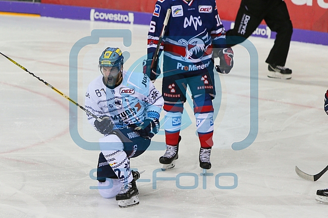 ERC Ingolstadt - Adler Mannheim, Eishockey, DEL, Deutsche Eishockey Liga, Spieltag 29, 08.12.2017