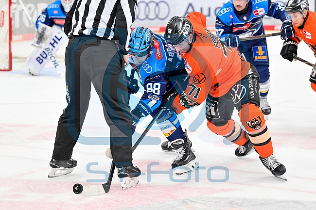 Eishockey, Herren, DEL, Saison 2025-2026, Spiel 33, ERC Ingolstadt - Grizzlys Wolfsburg, 28.12.2025
