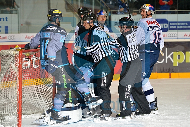ERC Ingolstadt vs EHC Red Bull München, Eishockey, DEL, Deutsche Eishockey Liga, Spieltag 16, 13.11.2016