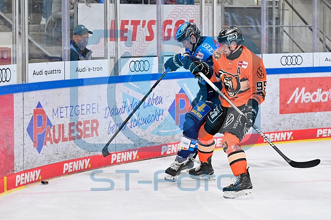 Eishockey, Herren, DEL, Saison 2025-2026, Spiel 33, ERC Ingolstadt - Grizzlys Wolfsburg, 28.12.2025