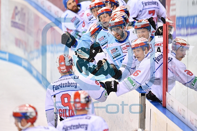 ERC Ingolstadt vs Schwenninger Wild Wings, Eishockey, DEL, Deutsche Eishockey Liga, Spieltag 25, 26.11.2017