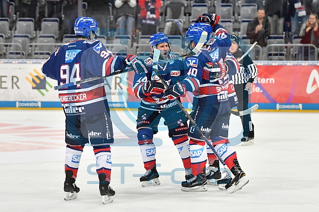 Adler Mannheim vs ERC Ingolstadt, Eishockey, DEL, Deutsche Eishockey Liga, Spieltag 39, 24.01.2018