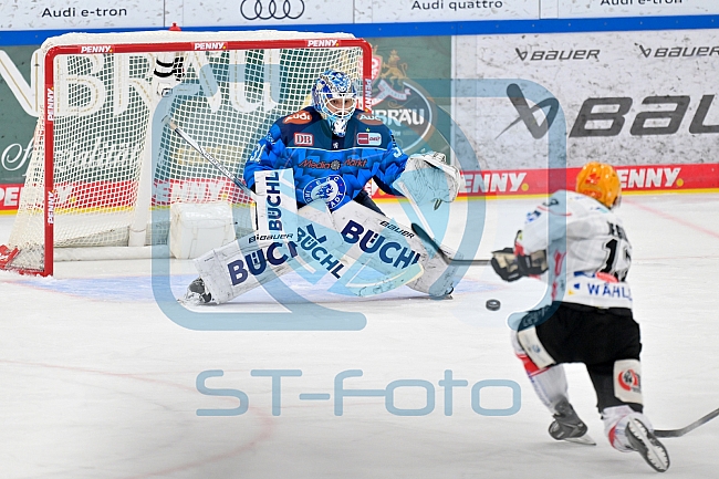 Eishockey, Herren, DEL, Saison 2025-2026, Spiel 21, ERC Ingolstadt - Pinguins Bremerhaven, 23.11.2025