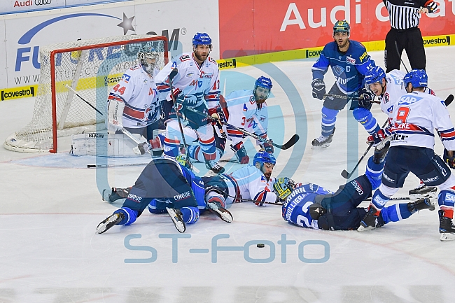 ERC Ingolstadt - Adler Mannheim, Eishockey, DEL, Deutsche Eishockey Liga, Playoffs, Viertelfinale, Spiel 3, 18.03.2018