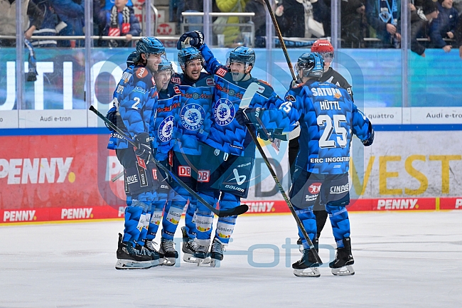 Eishockey, Herren, DEL, Saison 2025-2026, Spiel 26, ERC Ingolstadt - Schwenninger Wild Wings, 07.12.2025