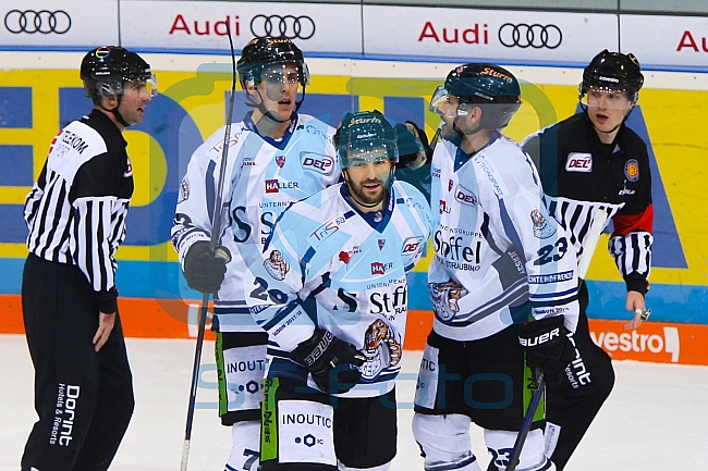 ERC Ingolstadt - Straubing Tigers, Eishockey, DEL, Deutsche Eishockey Liga, Spieltag 1, 01.12.2017