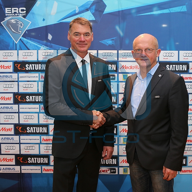 Erste Bilder des neuen Chef-Trainers Kurt Kleinendorst