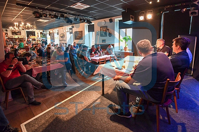 ERC Ingolstadt Fan-Stammtisch in der neuen Welt in Ingolstadt, Eishockey, DEL, Deutsche Eishockey Liga, 17.05.2018