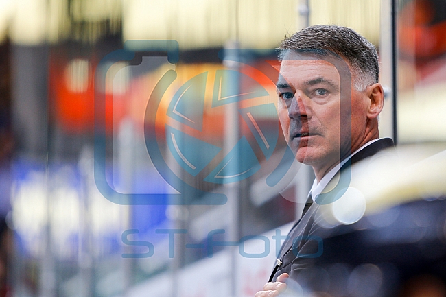 ERC Ingolstadt - Straubing Tigers, Eishockey, DEL, Deutsche Eishockey Liga, Preplayoff, Spiel 1, 09.03.2016