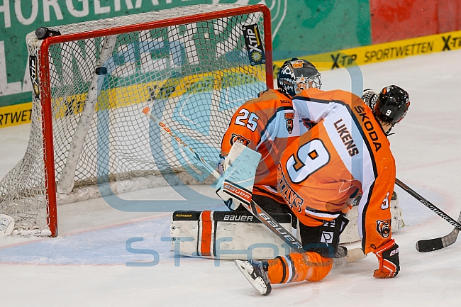 ERC Ingolstadt  - Grizzlys Wolfsburg, Eishockey, DEL, Deutsche Eishockey Liga, Spieltag 42, 31.01.2016