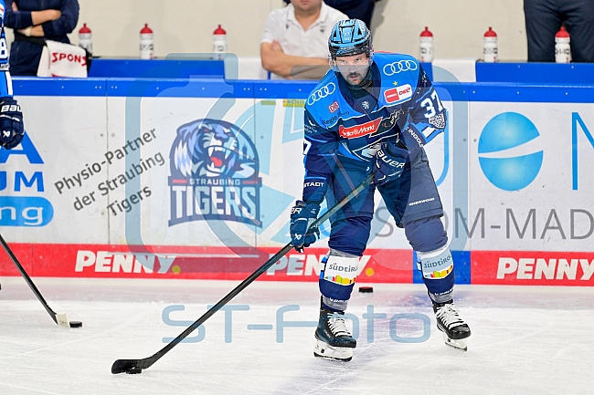 Eishockey, Herren, DEL, Saison 2025-2026, Gäubodenvolksfest-Cup 2025, Spiel 1, Nürnberg Ice Tigers - ERC Ingolstadt, 15.08.2025
