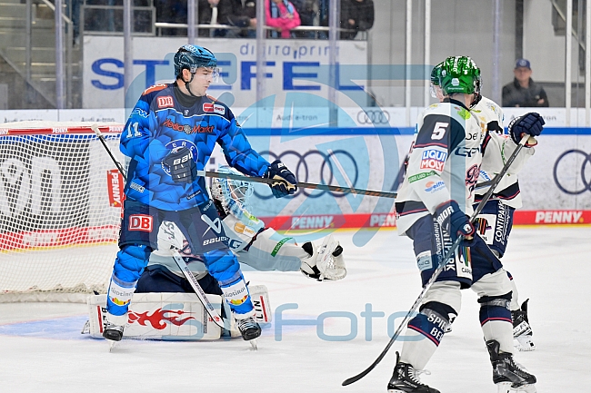 Eishockey, Herren, DEL, Saison 2025-2026, Spiel 29, ERC Ingolstadt - Eisbären Berlin, 18.12.2025