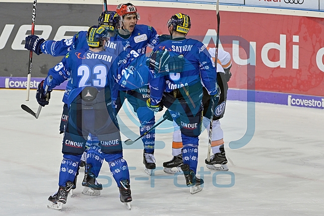 ERC Ingolstadt gegen Grizzlys Wolfsburg Pinguine am 21.12.2018, Spieltag 30
